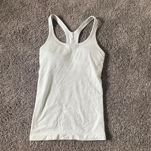 mint ebb to street tank size 2 from lululemon RARE NOT SOLD ONLINE ANYMORE